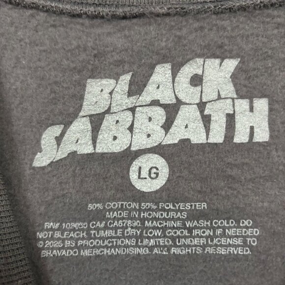 Black Sabbath Crewneck Gray Rock Sweater Size Large - Picture 4 of 4
